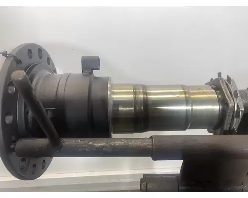 EATON DS-404 Axle Housing (Rear)