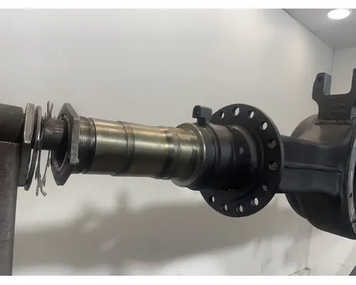 EATON DS-404 Axle Housing (Rear)