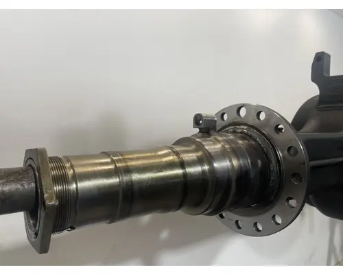 EATON DS-404 Axle Housing (Rear)