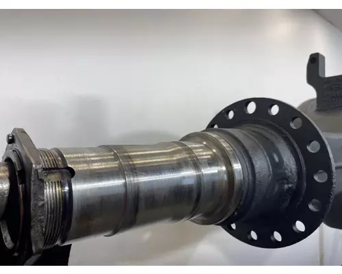 EATON DS-404 Axle Housing (Rear)