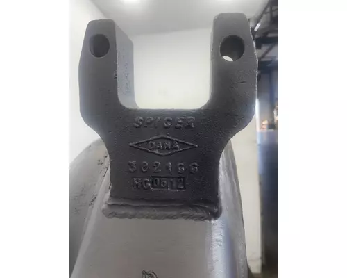 EATON DS-404 Axle Housing (Rear)