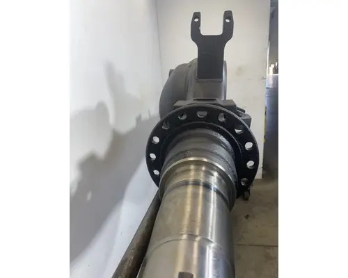 EATON DS-404 Axle Housing (Rear)