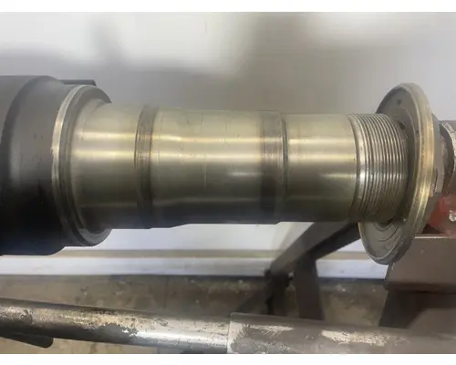 EATON DS-404 Axle Housing (Rear)