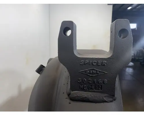 EATON DS-404 Axle Housing (Rear)