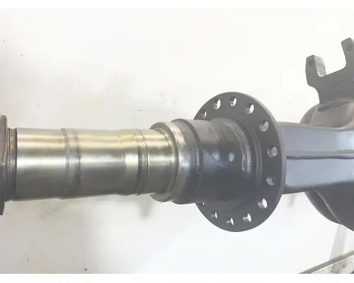 EATON DS-404 Axle Housing (Rear)
