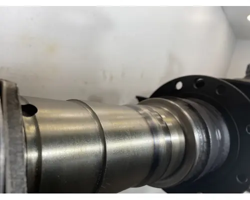 EATON DS-404 Axle Housing (Rear)