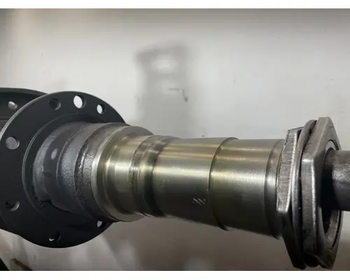 EATON DS-404 Axle Housing (Rear)