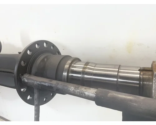 EATON DS-404 Axle Housing (Rear)