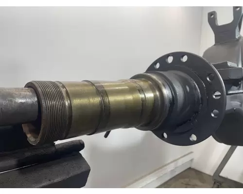 EATON DS-461 Axle Housing (Rear)
