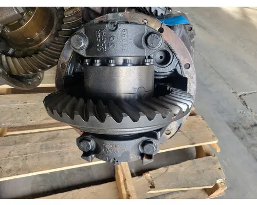 EATON DS404-3.90 Differential Assembly (Front, Rear)