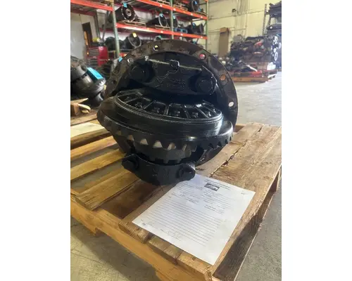 EATON DS404-3.90 Differential Assembly (Front, Rear)