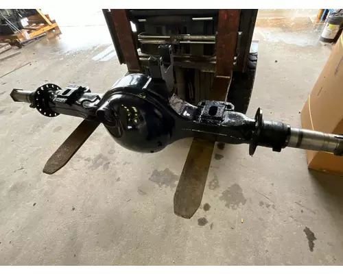 EATON DS404 Axle Housing