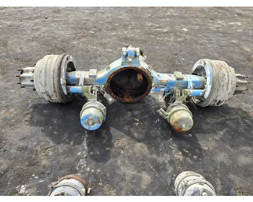 EATON DS405 Axle Housings (Front)