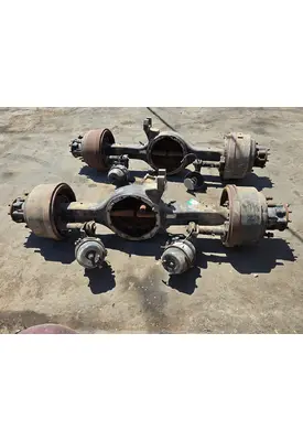 EATON DS405 Axle Housings (Front)