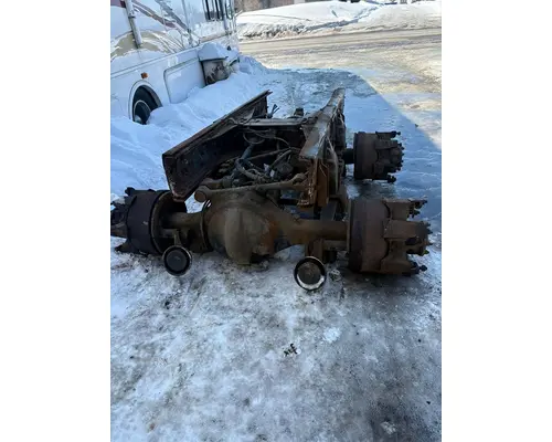 EATON DS461P Axle Assembly, Rear