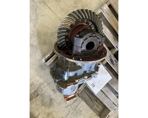 EATON DSP40-3.90 Differential Assembly (Front, Rear)