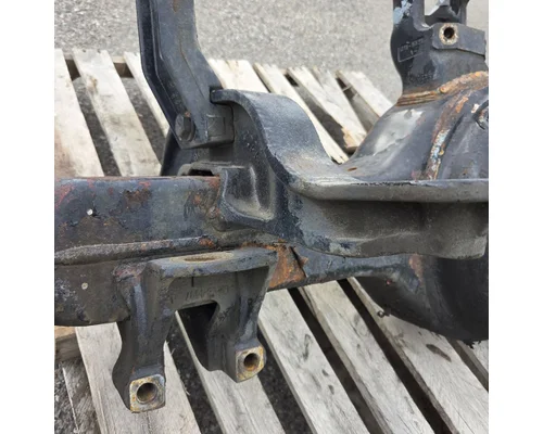 EATON DSP40 Axle Housing, Rear (Front)