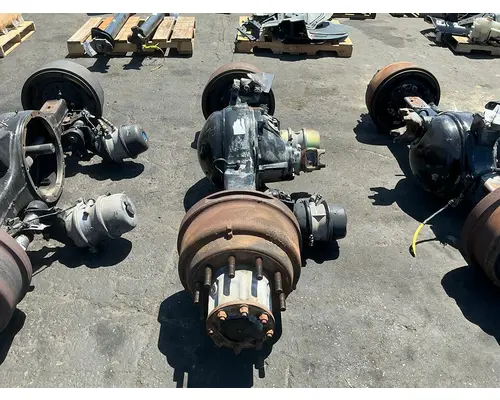 EATON DSP40 Axle Housings (Front)