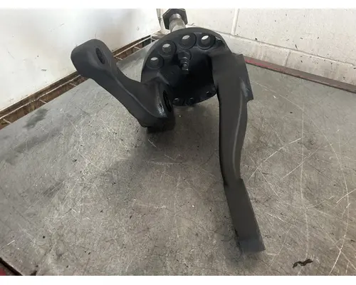 EATON E1202I Spindle  Knuckle, Front