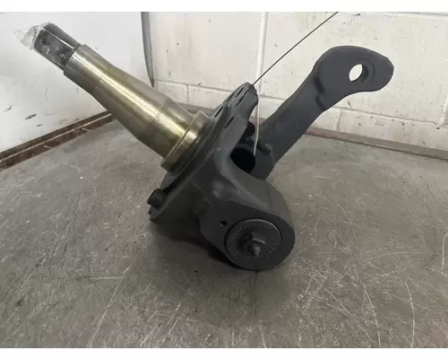 EATON E1462i Spindle  Knuckle, Front