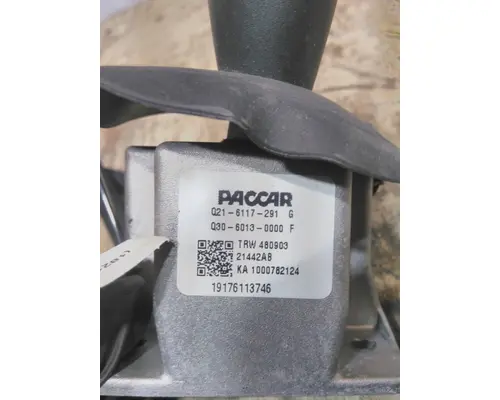 EATON EEO17F112C GEAR SHIFTER