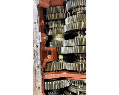 EATON L8000 Transmission Assembly