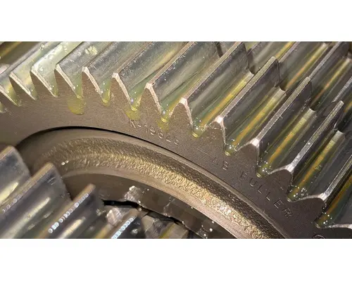 EATON L8000 Transmission Assembly