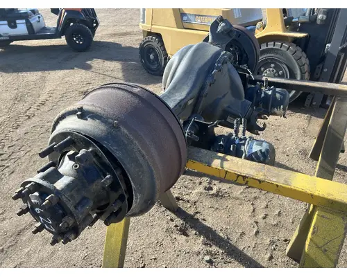 EATON M2 106 Axle Assembly, Rear