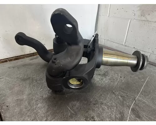 EATON Opposing Arms Spindle  Knuckle, Front
