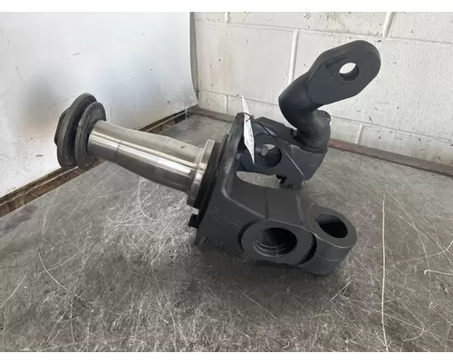 EATON Opposing Arms Spindle  Knuckle, Front