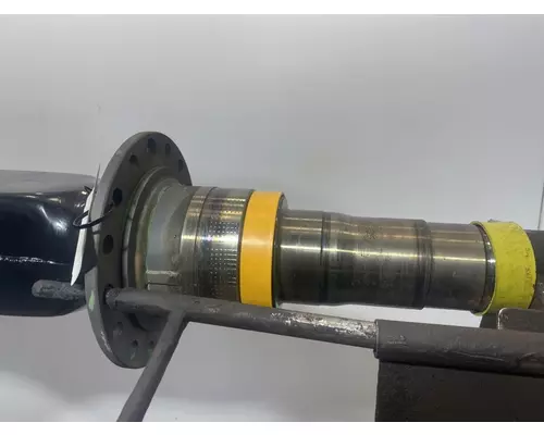 EATON R46-170 Axle Housing (Rear)