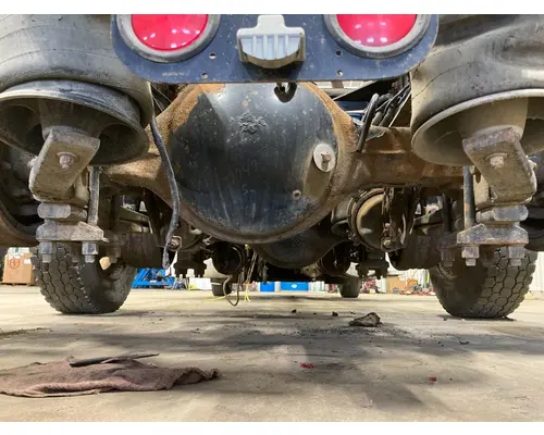 EATON RD404 Axle Housing (Rear)