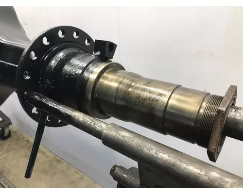 EATON RS-402 Axle Housing (Rear)