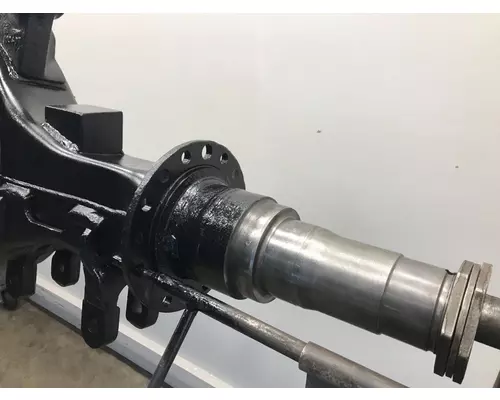 EATON RS-402 Axle Housing (Rear)