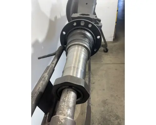 EATON RS-402 Axle Housing (Rear)