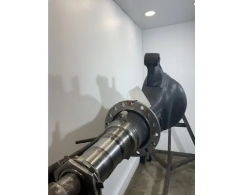 EATON RS-404 Axle Housing (Rear)