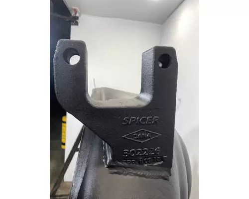 EATON RS-404 Axle Housing (Rear)