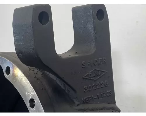 EATON RS-404 Axle Housing (Rear)