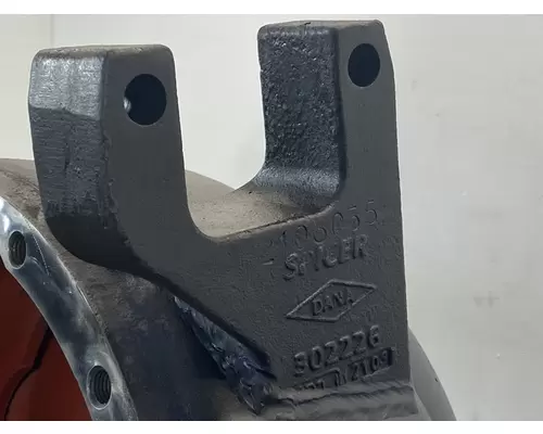EATON RS-404 Axle Housing (Rear)