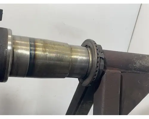EATON RS-404 Axle Housing (Rear)