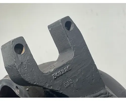 EATON RS-404 Axle Housing (Rear)