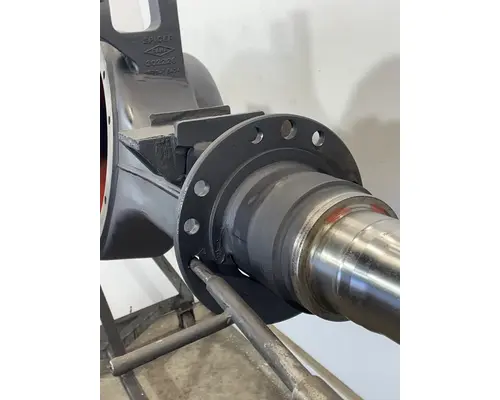 EATON RS-404 Axle Housing (Rear)