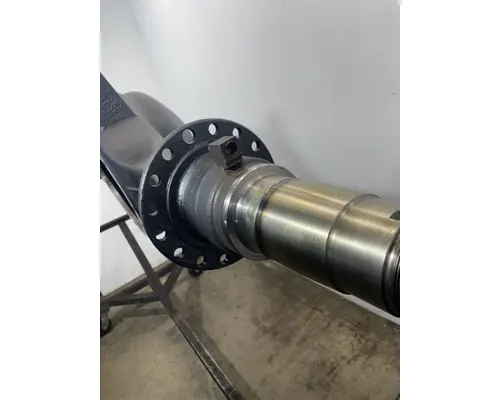 EATON RS-404 Axle Housing (Rear)