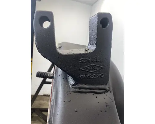 EATON RS-404 Axle Housing (Rear)