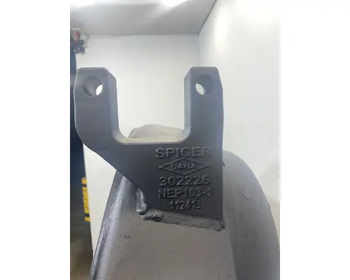 EATON RS-404 Axle Housing (Rear)