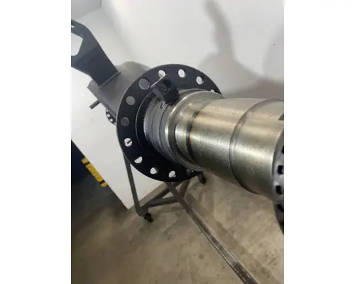 EATON RS-404 Axle Housing (Rear)