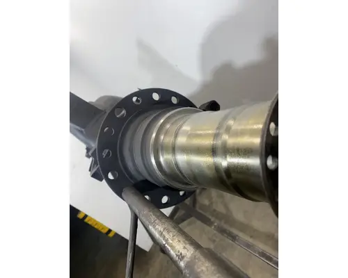 EATON RS-404 Axle Housing (Rear)