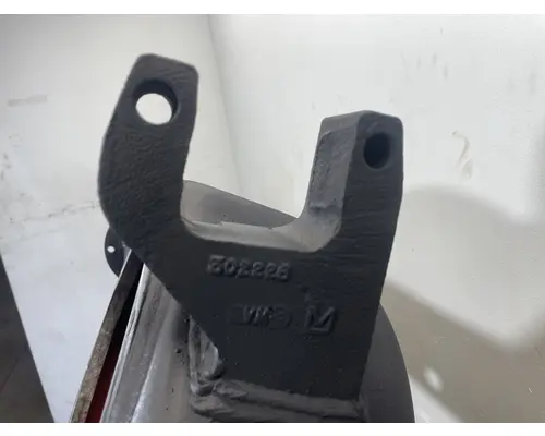 EATON RS-404 Axle Housing (Rear)