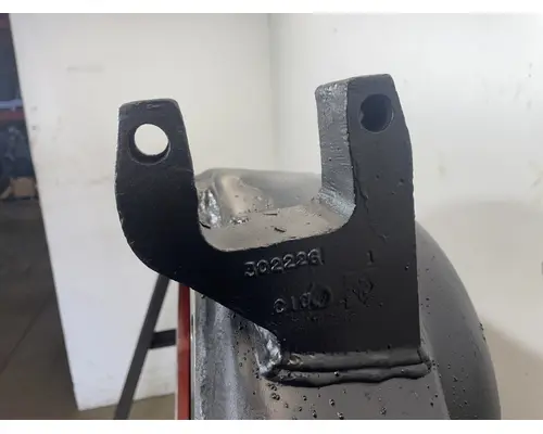EATON RS-404 Axle Housing (Rear)