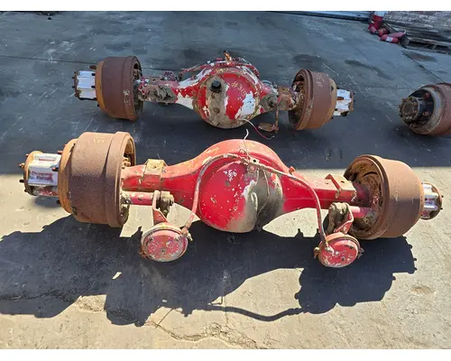 EATON RS381 Axle Housings (Rear)